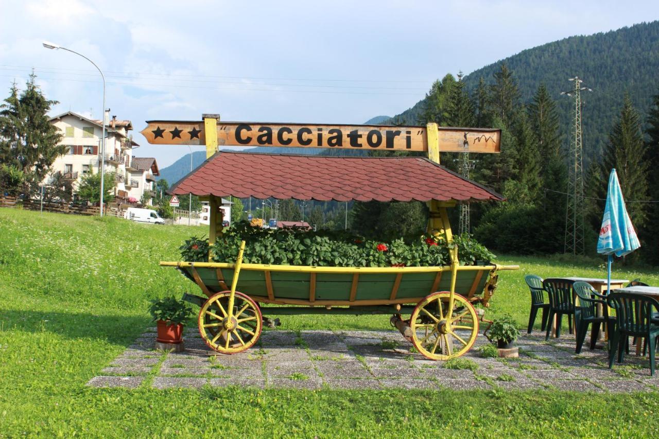 Albergo Ristorante Cacciatori Ауронцо ди Кадоре Екстериор снимка