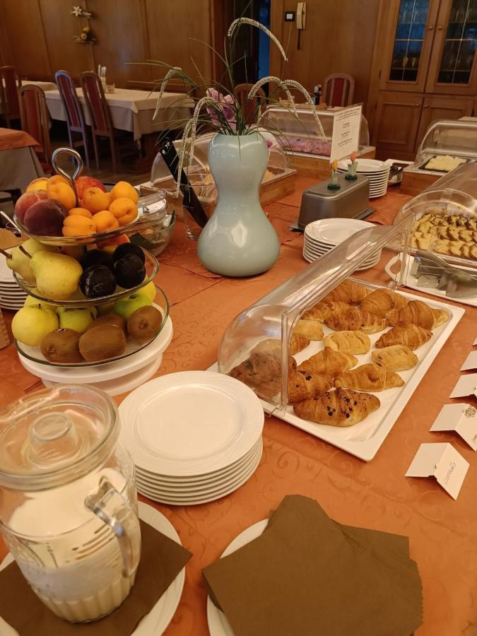 Albergo Ristorante Cacciatori Ауронцо ди Кадоре Екстериор снимка