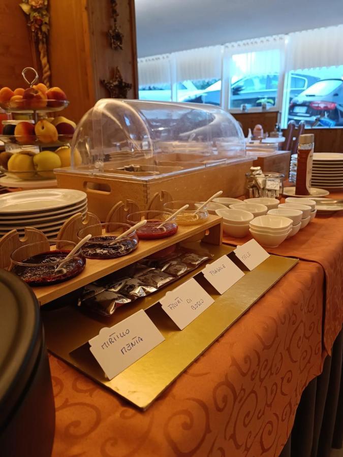 Albergo Ristorante Cacciatori Ауронцо ди Кадоре Екстериор снимка