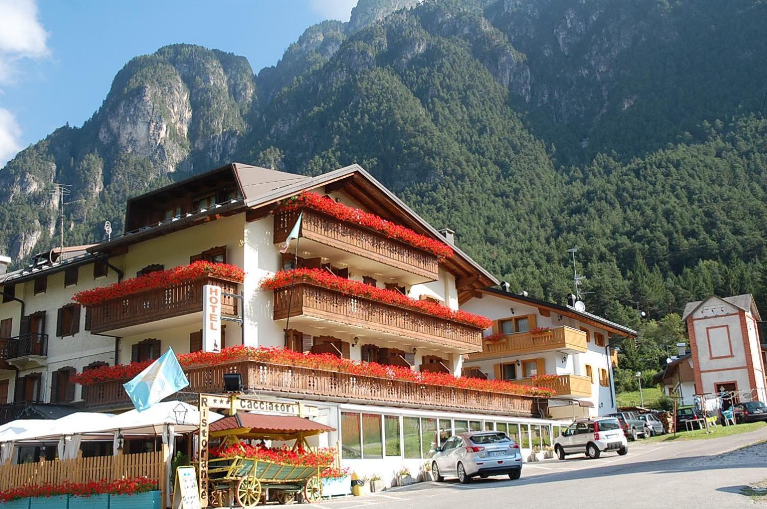Albergo Ristorante Cacciatori Ауронцо ди Кадоре Екстериор снимка