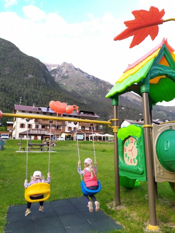 Albergo Ristorante Cacciatori Ауронцо ди Кадоре Екстериор снимка