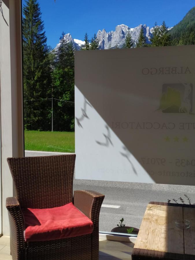 Albergo Ristorante Cacciatori Ауронцо ди Кадоре Екстериор снимка